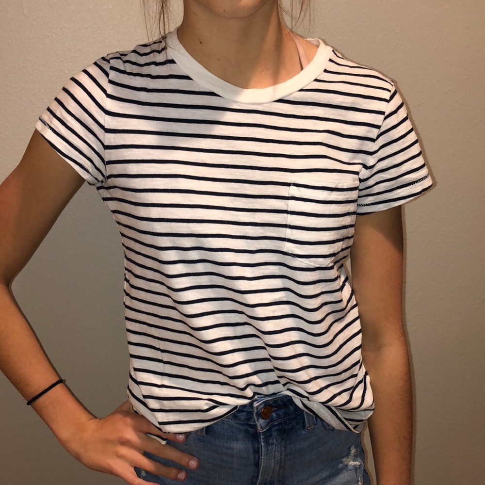 Madewell basic white and navy blue striped t-shirt